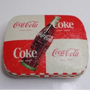 ca Cola small pocket tin carry case new